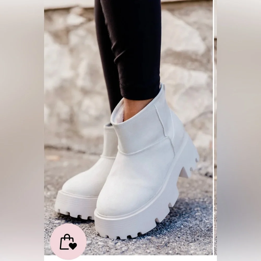 Lug sole ladies booties - Picture 1 of 6